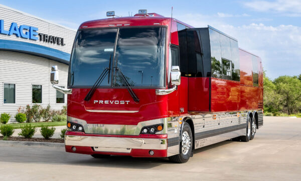 Ruby Entertainer Coach Exterior