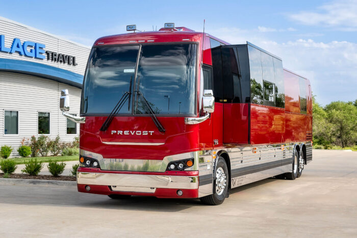 Ruby Entertainer Coach Exterior